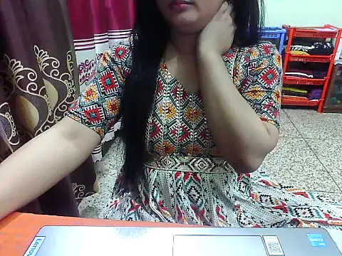 Snapshot of LovelyRose69 chatting on November 3, 2025, 12:53 pm LovelyRose69 online show from November 3, 2025, 12:53 pm