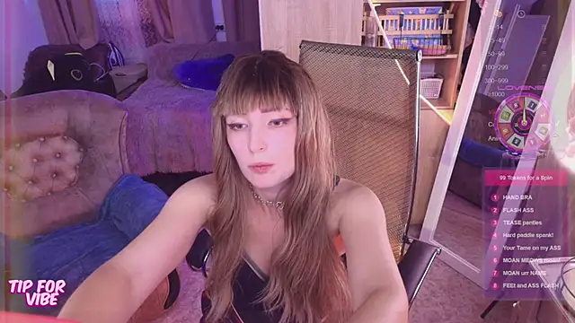 Toxic Ellies online show from September 14, 2025, 2:17 pm