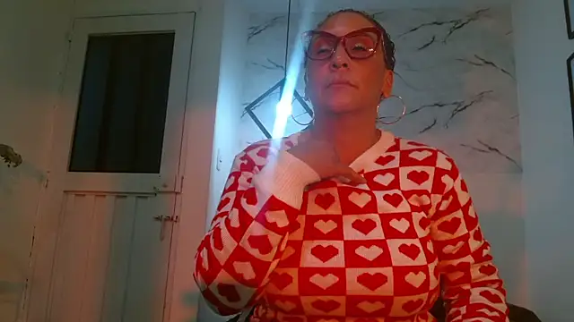 Snapshot of EvaMills1 chatting on September 15, 2025, 8:09 pm EvaMills1 online show from September 15, 2025, 8:09 pm