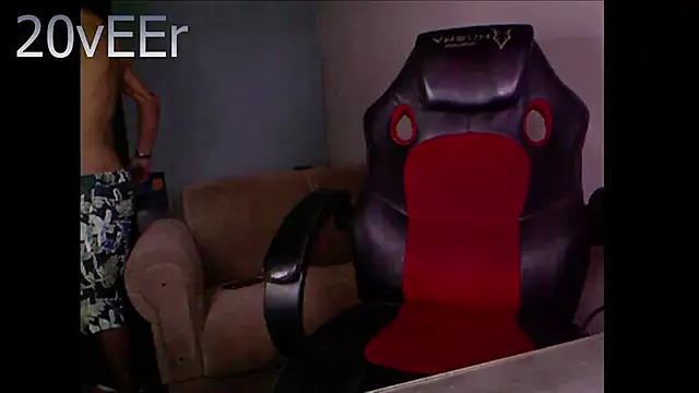 20vEEr online show from November 14, 2025, 8:45 pm