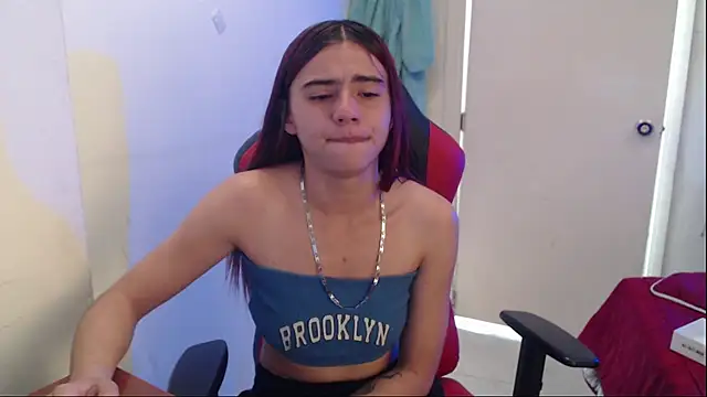 Maximesex online show from May 22, 2026, 1:42 pm