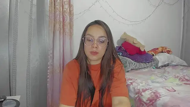 Snapshot of HARLEYNAPIER chatting on May 29, 2026, 11:44 pm HARLEYNAPIER online show from May 29, 2026, 11:44 pm