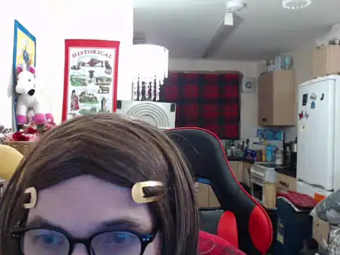 Snapshot of RainBowGirlTs115 chatting on February 15, 2025, 5:39 pm RainBowGirlTs115 online show from February 15, 2025, 5:39 pm