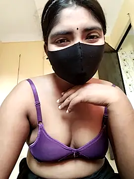 Snapshot of Lina-Rose chatting on October 21, 2025, 2:33 am Lina-Rose online show from October 21, 2025, 2:33 am