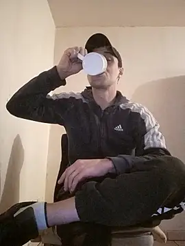 Snapshot of kx93 chatting on February 12, 2026, 6:35 am kx93 online show from February 12, 2026, 6:35 am