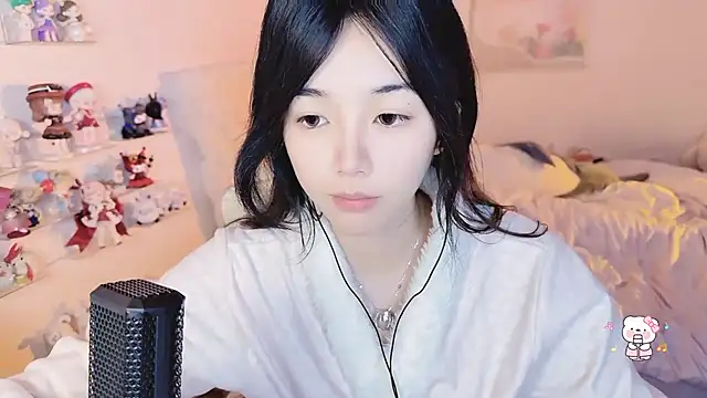 Snapshot of iukoi-77 chatting on January 18, 2025, 1:41 am iukoi-77 online show from January 18, 2025, 1:41 am