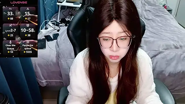 Snapshot of Angelababy001 chatting on January 12, 2025, 3:03 pm Angelababy001 online show from January 12, 2025, 3:03 pm