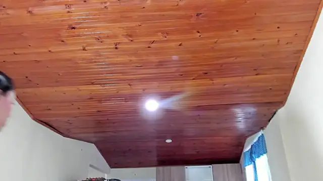 Snapshot of Cuty_sexy_hot chatting on February 12, 2026, 11:43 am Cuty sexy hot online show from February 12, 2026, 11:43 am