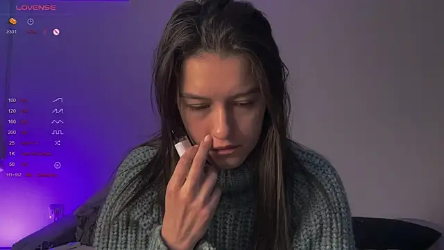 Alice  grace online show from February 19, 2025, 2:33 pm