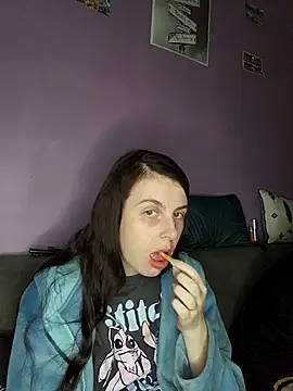 Snapshot of chachalette444 chatting on March 14, 2025, 9:10 pm chachalette444 online show from March 14, 2025, 9:10 pm