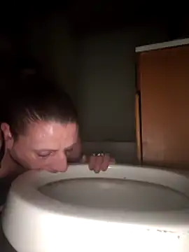 UniqueKorn86 online show from March 22, 2026, 6:53 pm