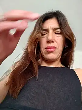 Samaramilf online show from March 23, 2026, 6:08 pm