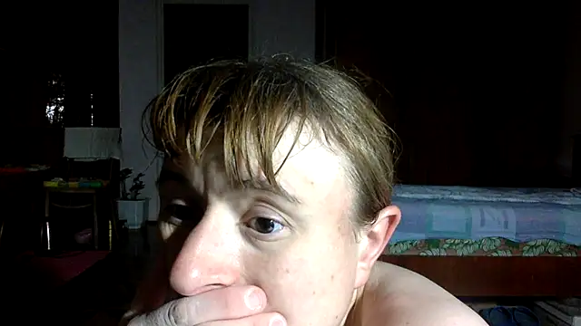 KlavdiaPetrivna online show from July 9, 2026, 1:39 am