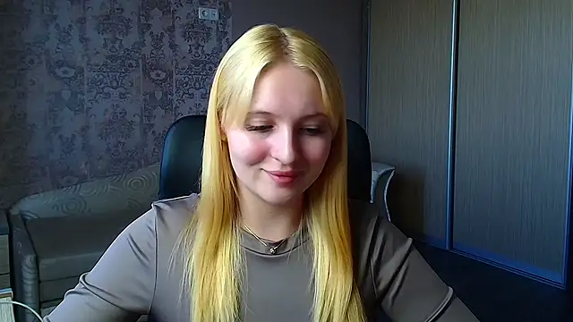 Snapshot of Milka_kiss_ chatting on June 2, 2026, 5:40 am Milka kiss online show from June 2, 2026, 5:40 am