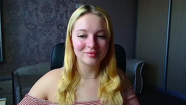 Snapshot of Milka_kiss_ chatting on May 6, 2026, 8:18 am Milka kiss online show from May 6, 2026, 8:18 am