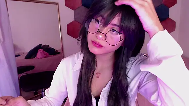 Snapshot of liz-beths chatting on February 25, 2025, 2:04 pm liz-beths online show from February 25, 2025, 2:04 pm