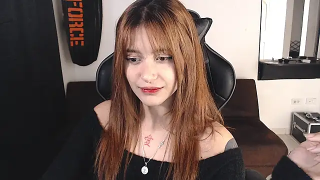 Snapshot of liz-beths chatting on October 23, 2025, 3:43 pm liz-beths online show from October 23, 2025, 3:43 pm