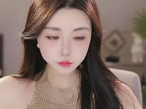 Snapshot of Qiaoqiao_ chatting on January 12, 2026, 4:03 pm Qiaoqiao online show from January 12, 2026, 4:03 pm