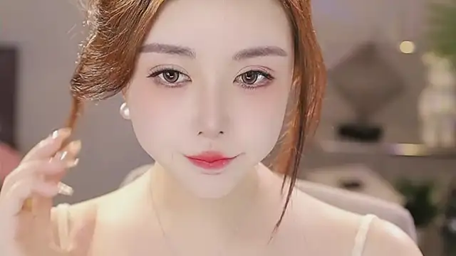 Snapshot of Qiaoqiao_ chatting on February 4, 2026, 12:38 am Qiaoqiao online show from February 4, 2026, 12:38 am