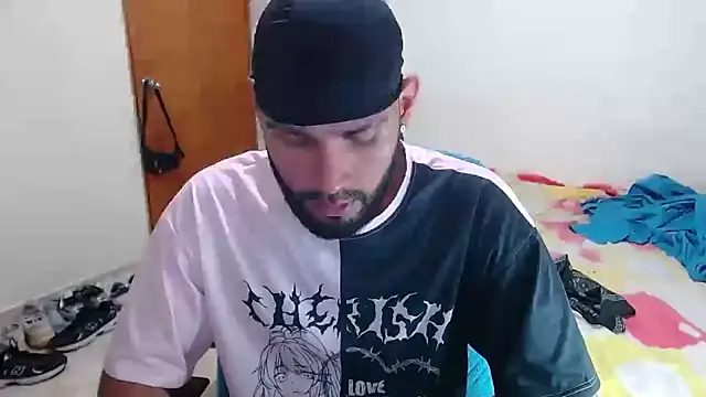 Snapshot of samir_music chatting on October 16, 2025, 7:44 pm samir music online show from October 16, 2025, 7:44 pm