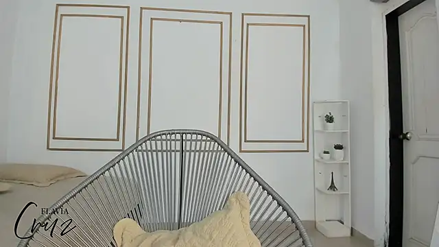 flavia cruz online show from September 18, 2025, 7:28 pm