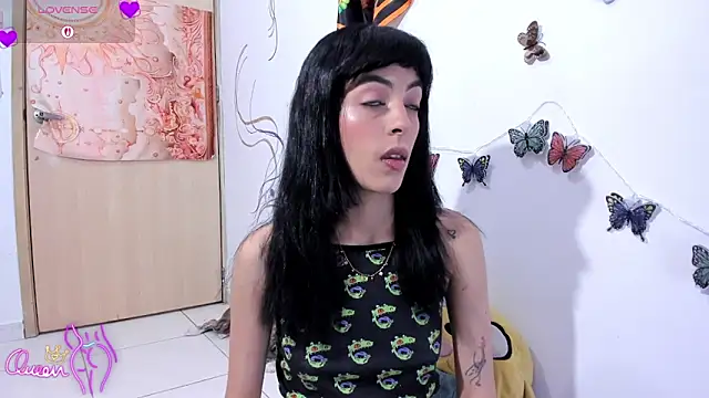 Snapshot of LilitRobins chatting on May 27, 2026, 8:49 pm LilitRobins online show from May 27, 2026, 8:49 pm