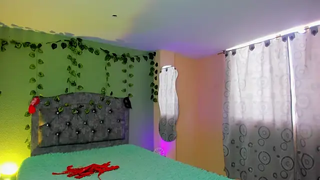 MirandaDream2 online show from March 23, 2026, 9:14 pm