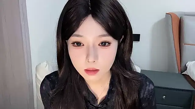 Snapshot of Q-ing chatting on February 15, 2025, 4:56 pm Q-ing online show from February 15, 2025, 4:56 pm