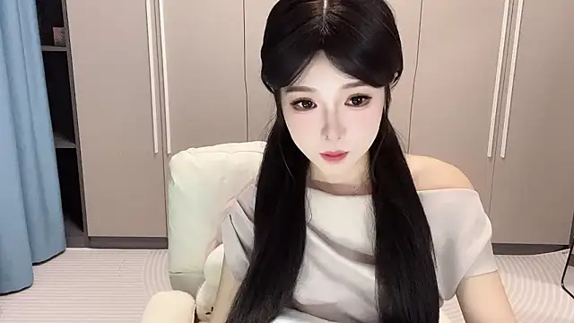 Snapshot of Q-ing chatting on September 9, 2025, 6:12 am Q-ing online show from September 9, 2025, 6:12 am