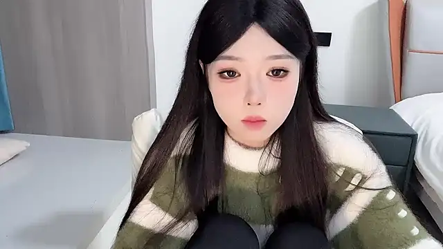 Snapshot of Q-ing chatting on January 7, 2025, 1:46 pm Q-ing online show from January 7, 2025, 1:46 pm