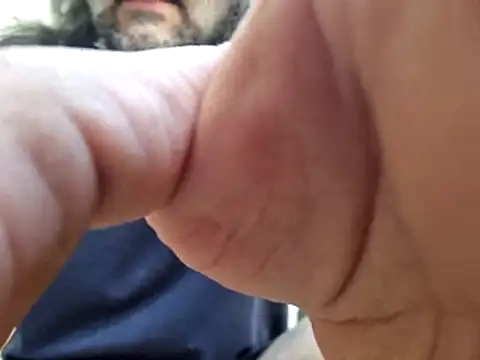 Snapshot of stavroun chatting on July 3, 2026, 12:22 pm stavroun online show from July 3, 2026, 12:22 pm