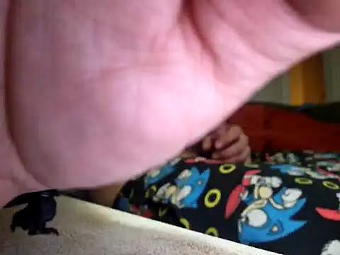 Snapshot of stavroun chatting on December 2, 2025, 7:04 pm stavroun online show from December 2, 2025, 7:04 pm