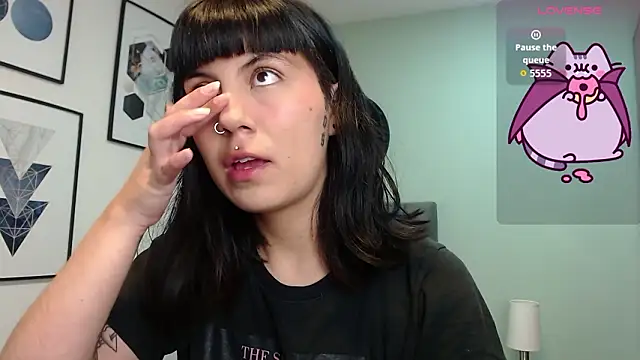 Snapshot of amy_adams1 chatting on February 13, 2026, 4:23 am amy adams1 online show from February 13, 2026, 4:23 am