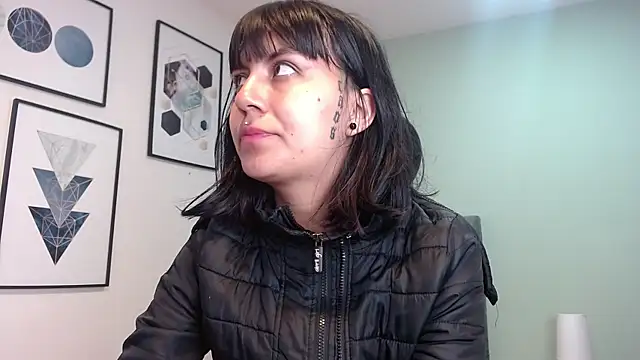 amy adams1 online show from October 3, 2025, 4:36 am