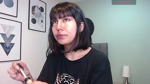 amy adams1 online show from September 15, 2025, 3:40 am