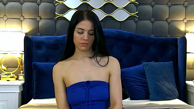 LeyaCass online show from February 28, 2025, 10:41 am