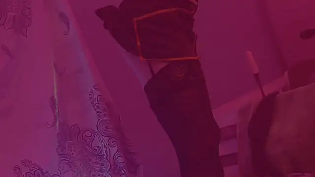 Snapshot of wowmelikez chatting on February 8, 2025, 2:16 pm wowmelikez online show from February 8, 2025, 2:16 pm