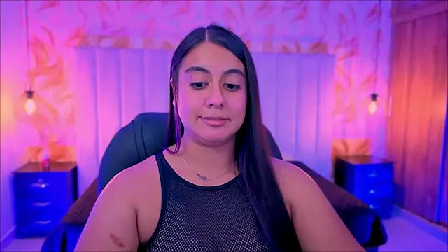 Xisu  online show from April 8, 2026, 6:15 am