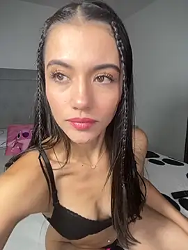 Nicole stonee online show from November 12, 2025, 8:56 pm