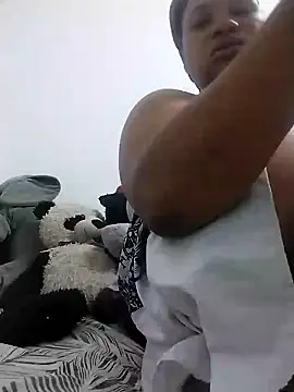 Snapshot of Bustyslave48 chatting on October 6, 2025, 12:01 am Bustyslave48 online show from October 6, 2025, 12:01 am