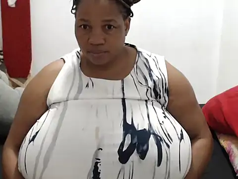 Snapshot of Bustyslave48 chatting on December 4, 2025, 3:16 am Bustyslave48 online show from December 4, 2025, 3:16 am