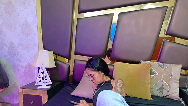 NicoleEsposito online show from February 18, 2026, 12:45 pm