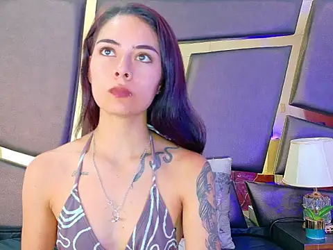 Snapshot of NicoleEsposito chatting on September 27, 2025, 12:55 pm NicoleEsposito online show from September 27, 2025, 12:55 pm