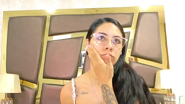 NicoleEsposito online show from February 7, 2026, 12:46 pm