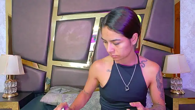 Snapshot of NicoleEsposito chatting on November 24, 2025, 12:49 pm NicoleEsposito online show from November 24, 2025, 12:49 pm