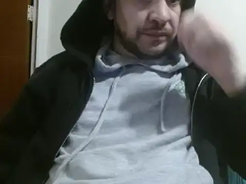 camiloking1720 online show from February 19, 2025, 9:50 am