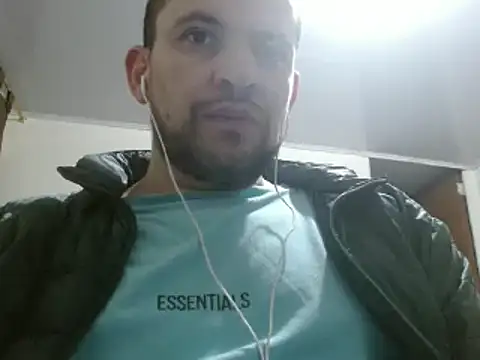 camiloking1720 online show from February 27, 2025, 9:14 pm