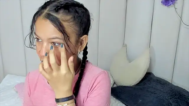 Snapshot of brithany_rousee chatting on February 20, 2025, 7:41 pm brithany rousee online show from February 20, 2025, 7:41 pm