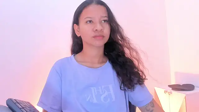 Snapshot of brithany_rousee chatting on September 24, 2025, 4:35 pm brithany rousee online show from September 24, 2025, 4:35 pm