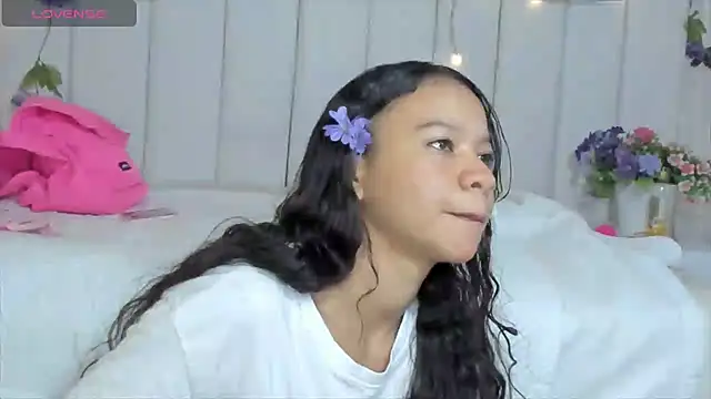 Snapshot of brithany_rousee chatting on March 5, 2025, 10:21 pm brithany rousee online show from March 5, 2025, 10:21 pm